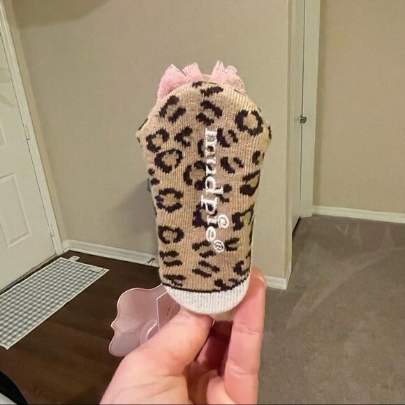 Leopard classic puff socks cheetah print w pink bow Mud Poe NWT boutique - Picture 4 of 7